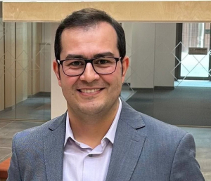 Dr. Nima Dadashzadeh